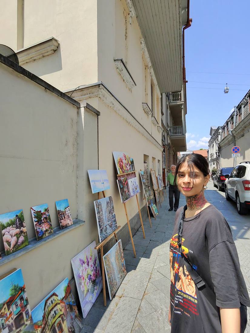 Art gallery street